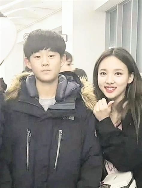 nayeon and yunseo cousin.